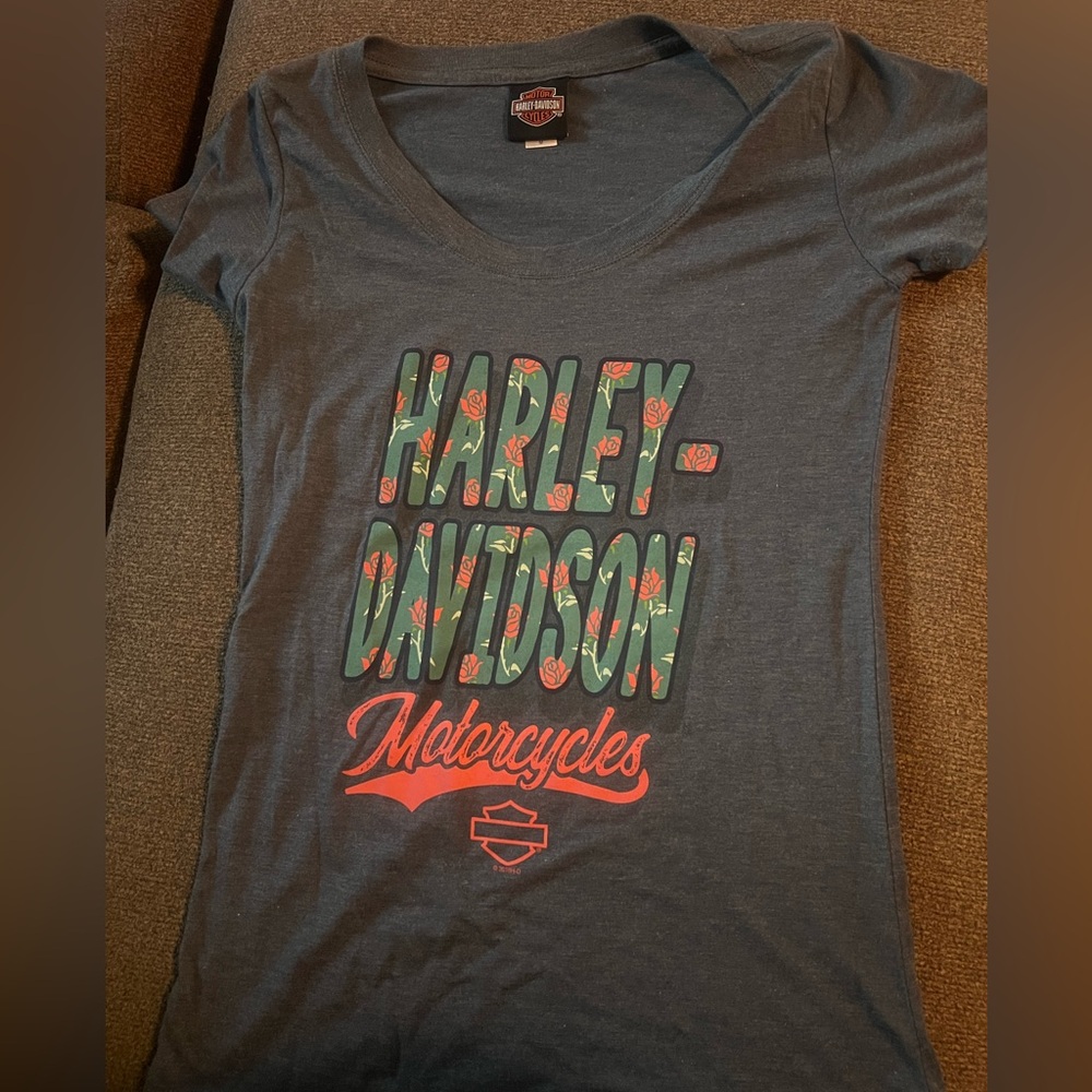 **SOLD 🫶🏼** Floral print Harley Davidson T Shirt
